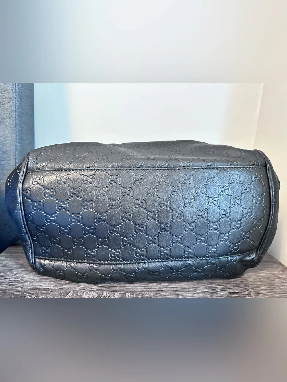 Gucci Black Embossed Leather Small Sukey Boston Shoulder Bag w/ Crossbody Strap